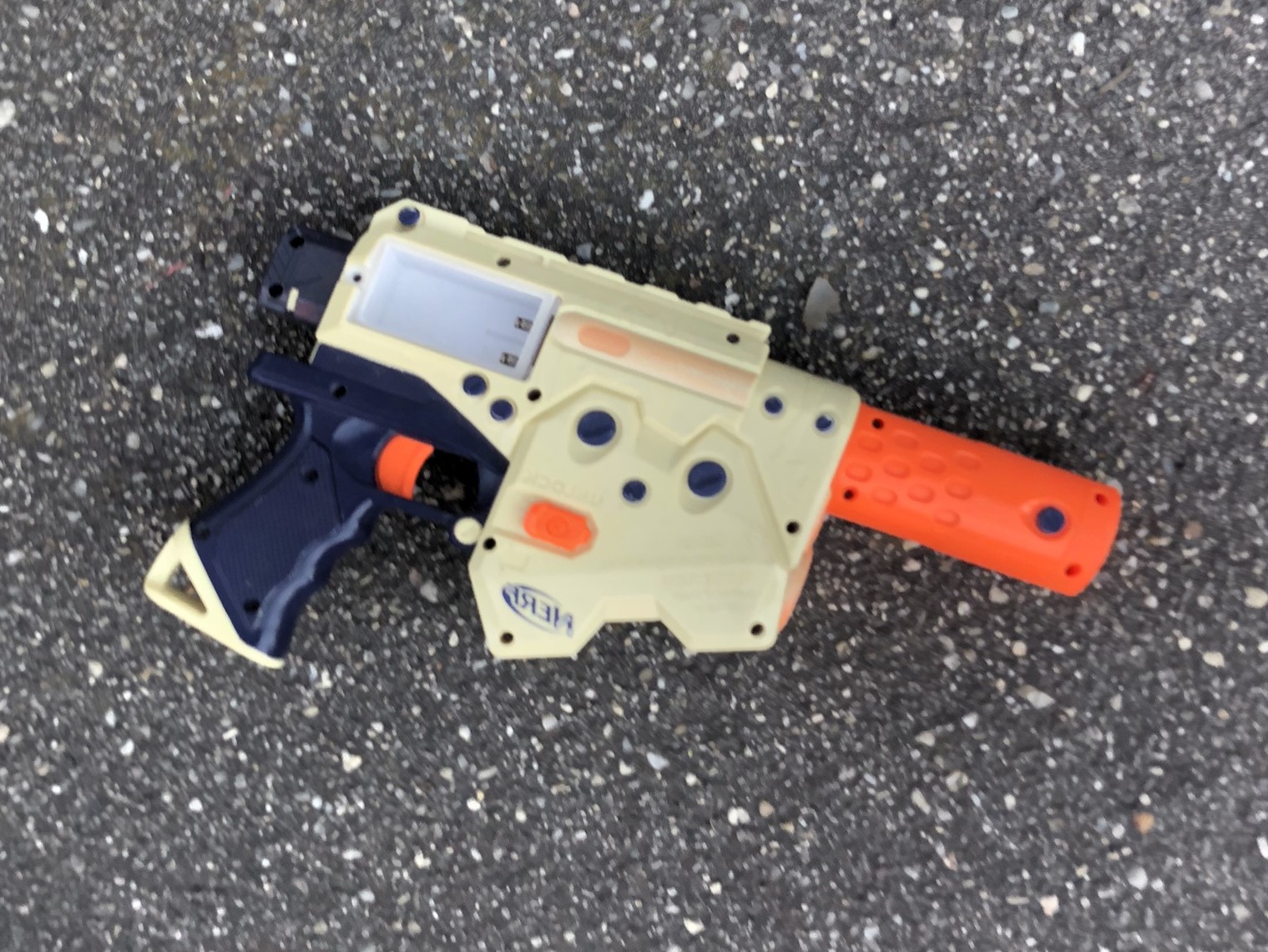 M01-022 Super Soaker Pistole