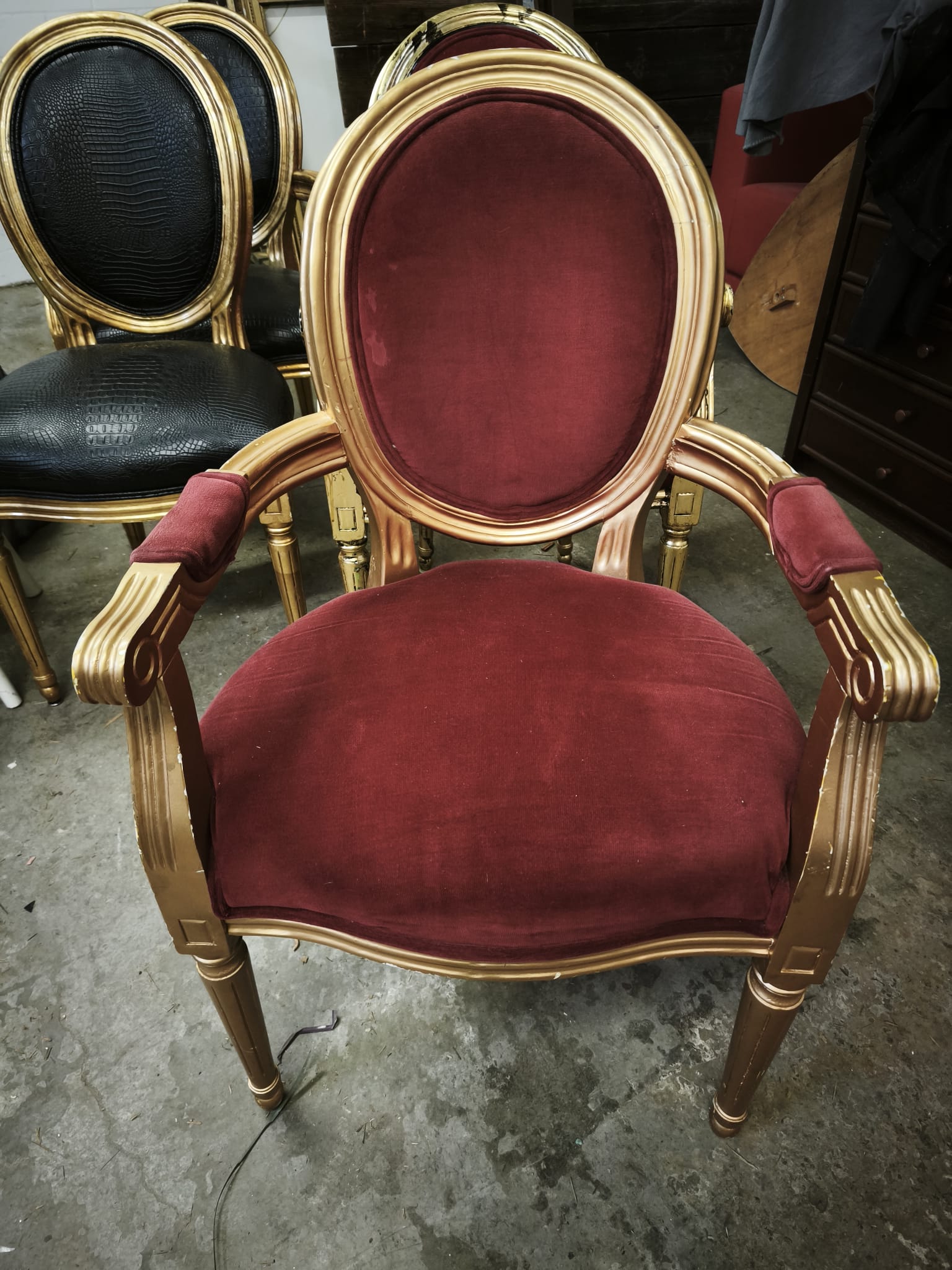 R01-002 Barock-Lehnstuhl