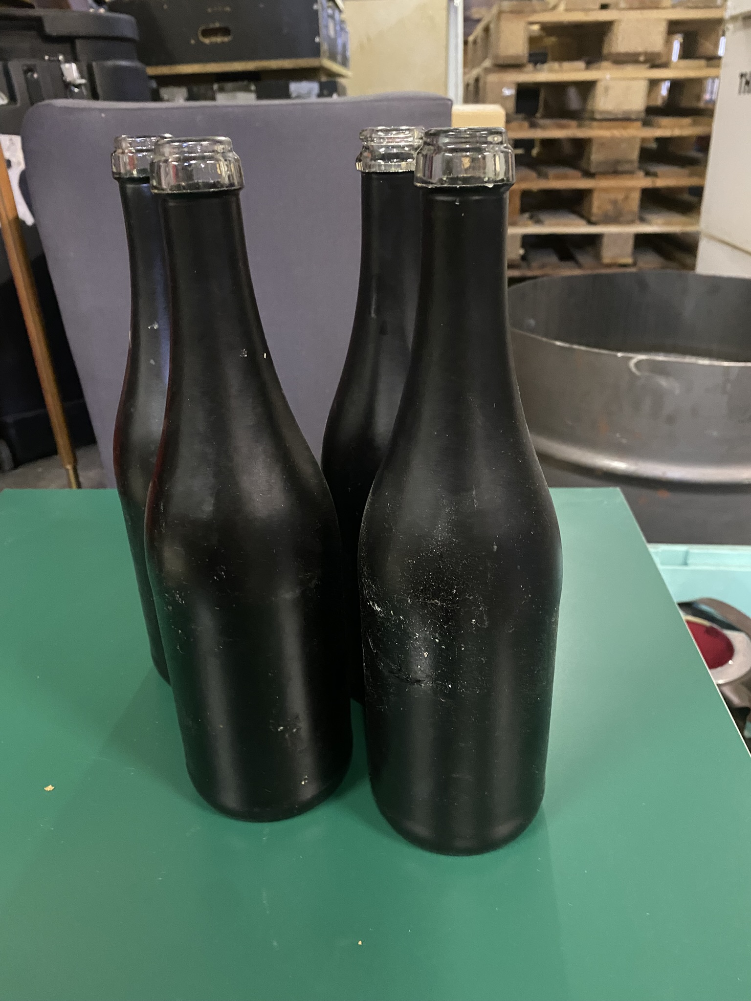 A03-015 Flasche undurchsichtig schwarz